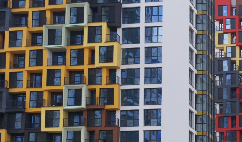 Jakie dodatkowe udogodnienia mogą zwiększyć wartość mieszkania w Rzeszowie?