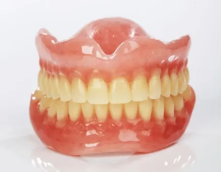 Jak często należy wymieniać protezę zębową?